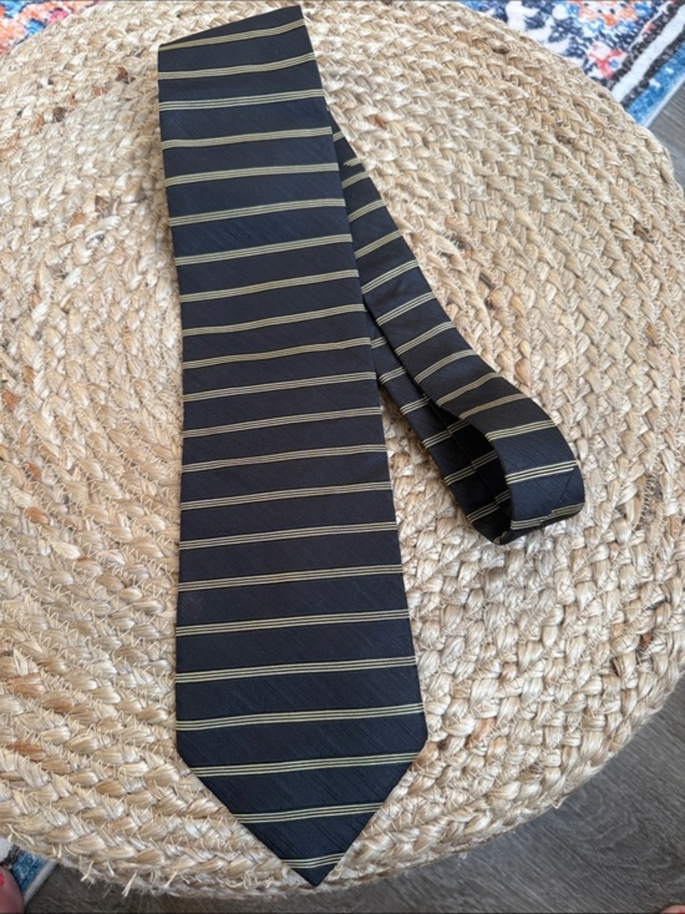Andrea Visconti 4” Classic silk Black Stripe Men’s Tie. Made it Italy